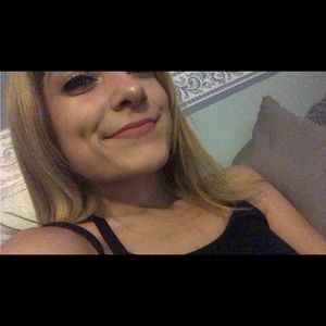 Meet your Posher, Mackenzie